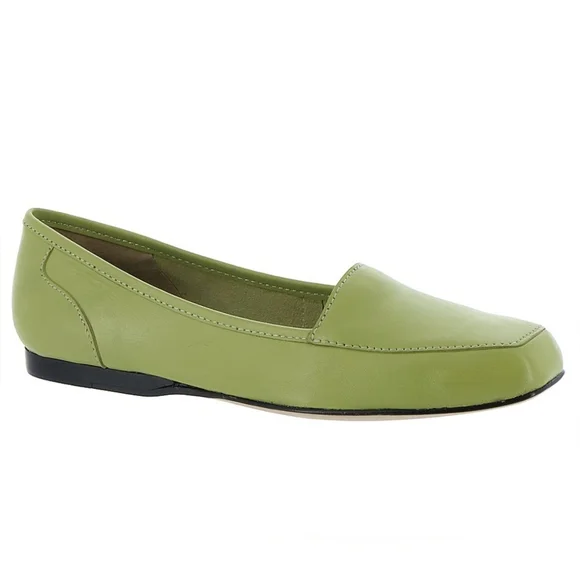 NWOB ARRAY Freedom Lime Green Slip-on Flats Leather Uppers Women's 10.5N - Picture 4 of 6